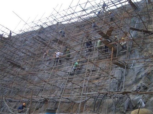 扎鲁特公路桩基检测