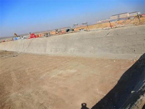 扎鲁特高铁桩基础建设